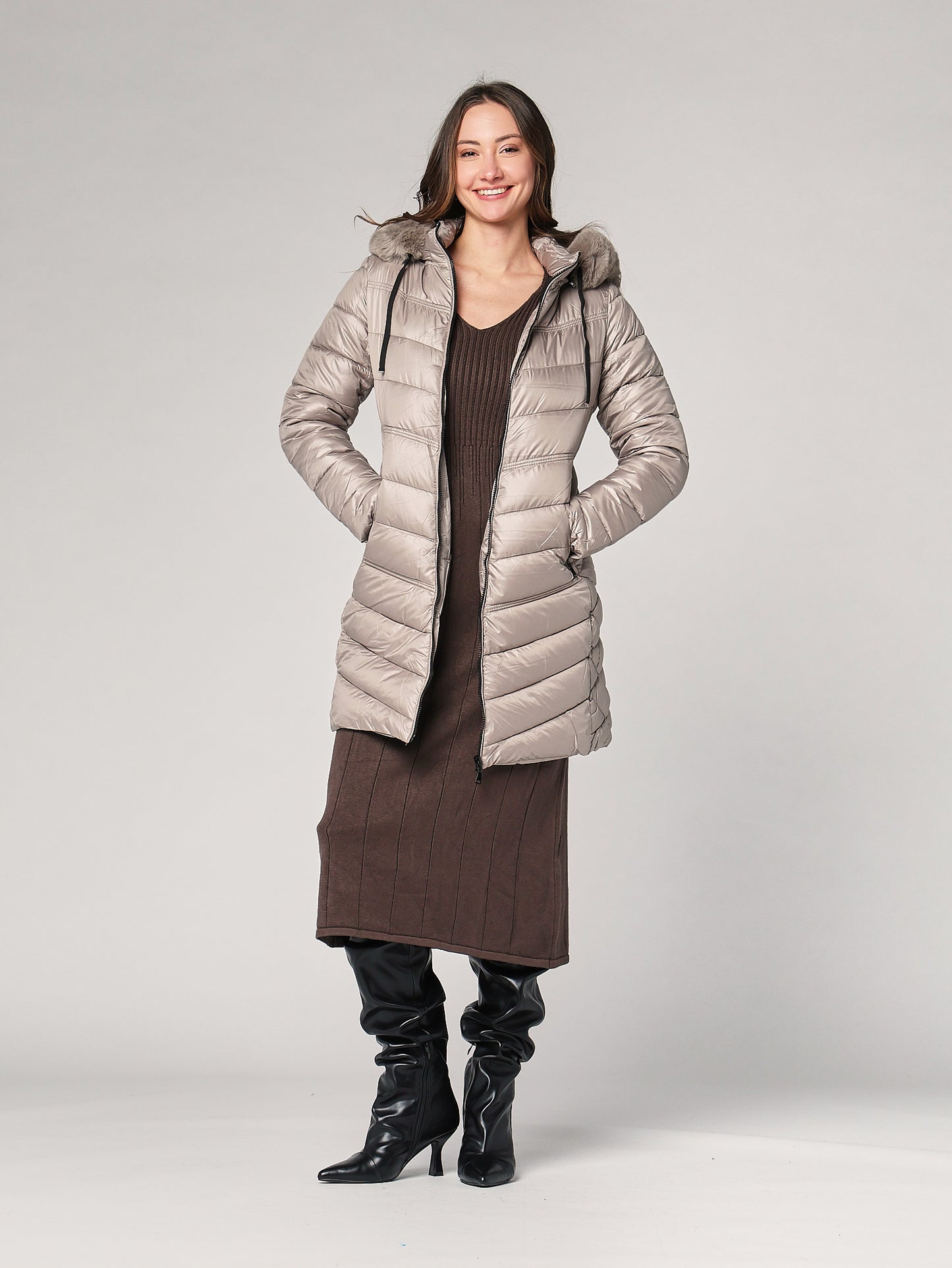 Piumino con cappuccio