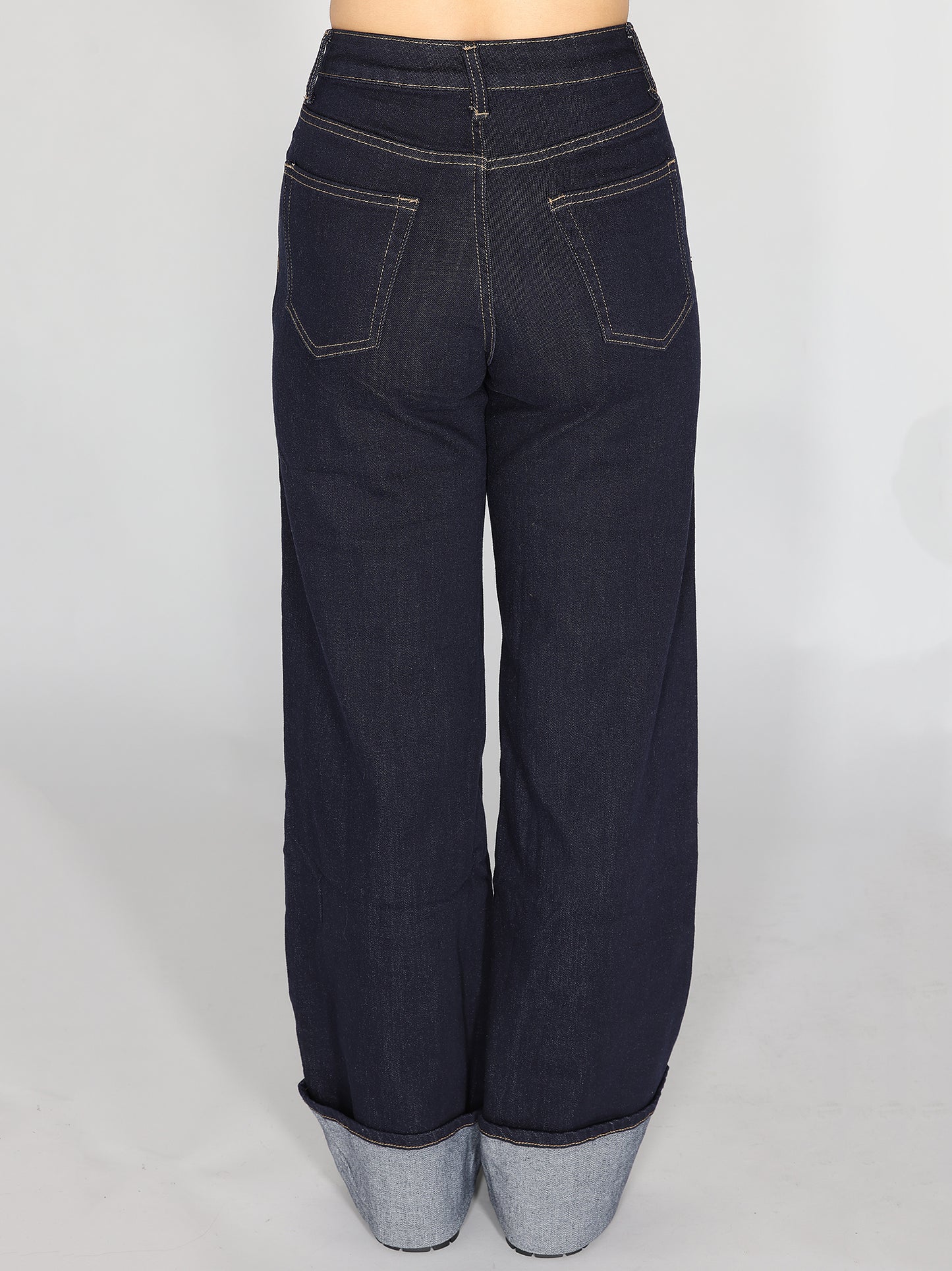 Jeans palazzo con risvolto