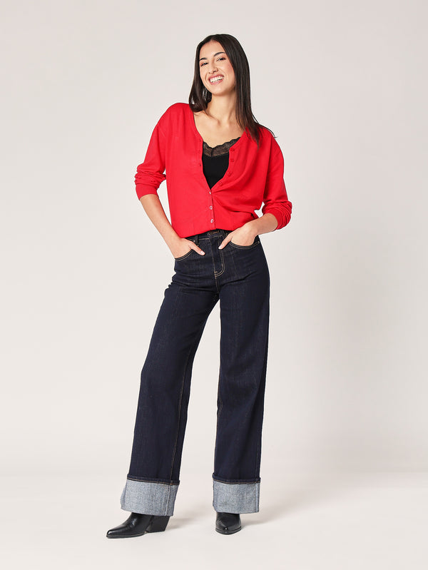 Geripptes Oberteil mit Spitzenkragen 