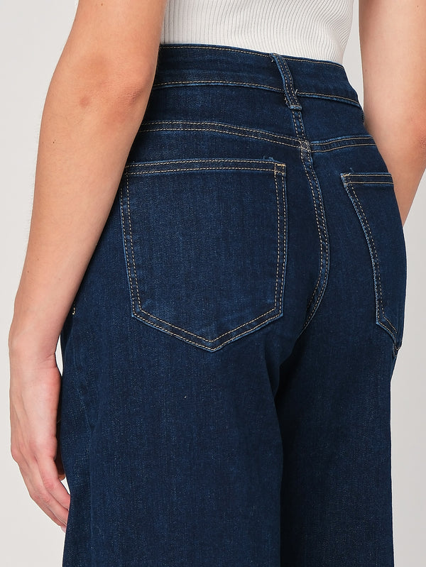 Jeans a palazzo con risvolto