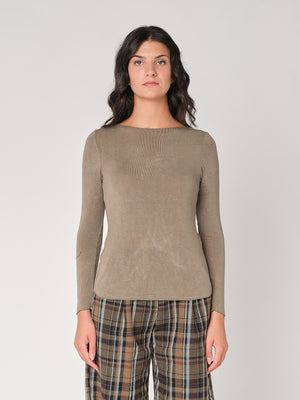 Maglia collo barchetta