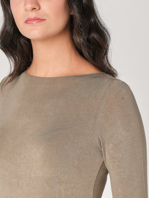 Maglia collo barchetta