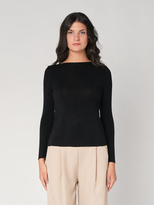 Maglia collo barchetta