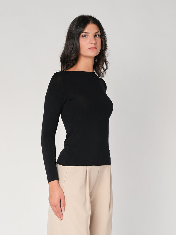 Maglia collo barchetta