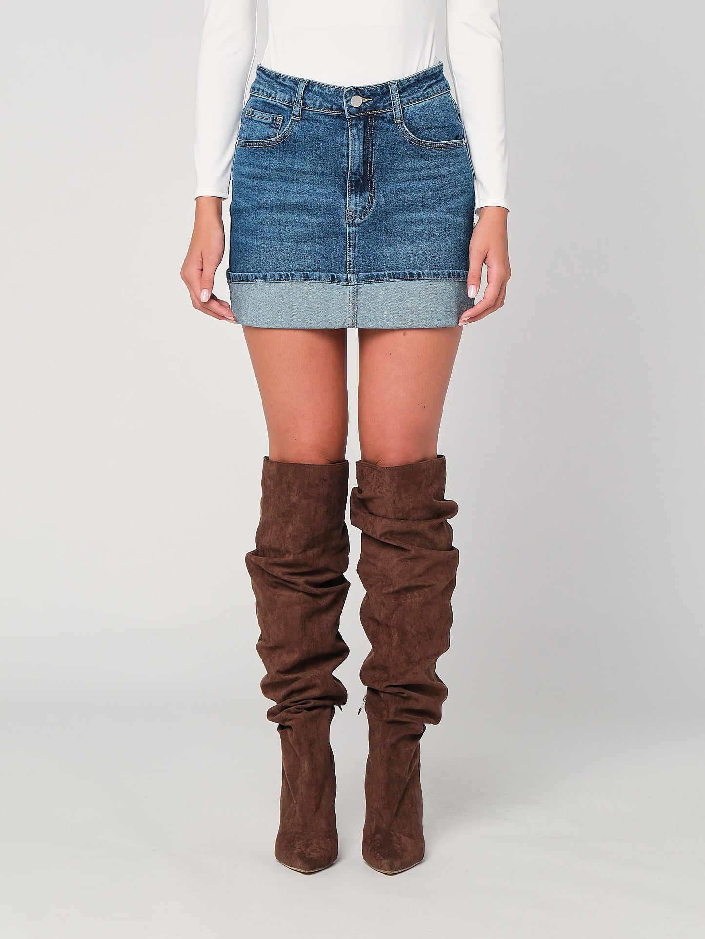 Minigonna jeans con risvolto