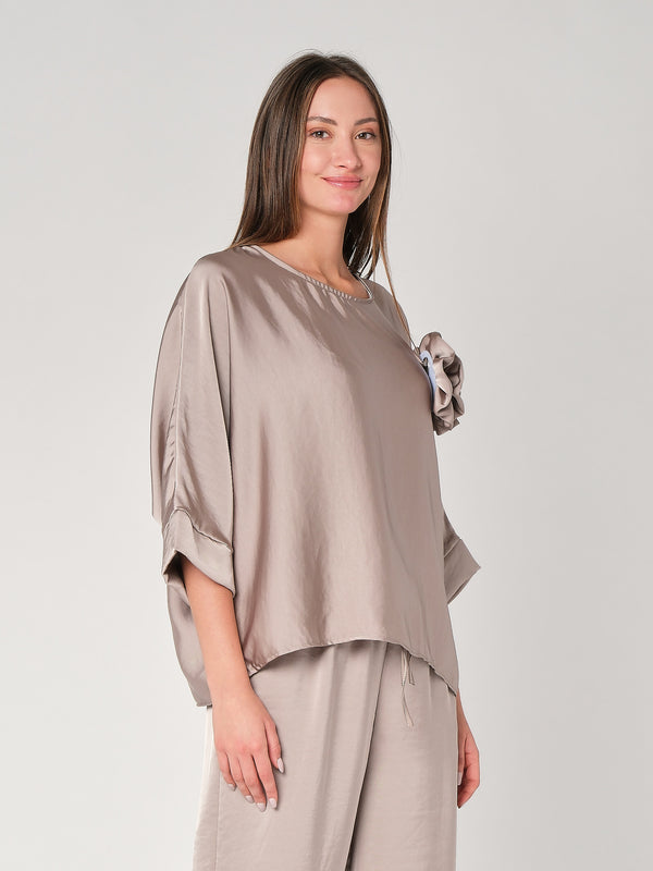 Maglia in raso larga