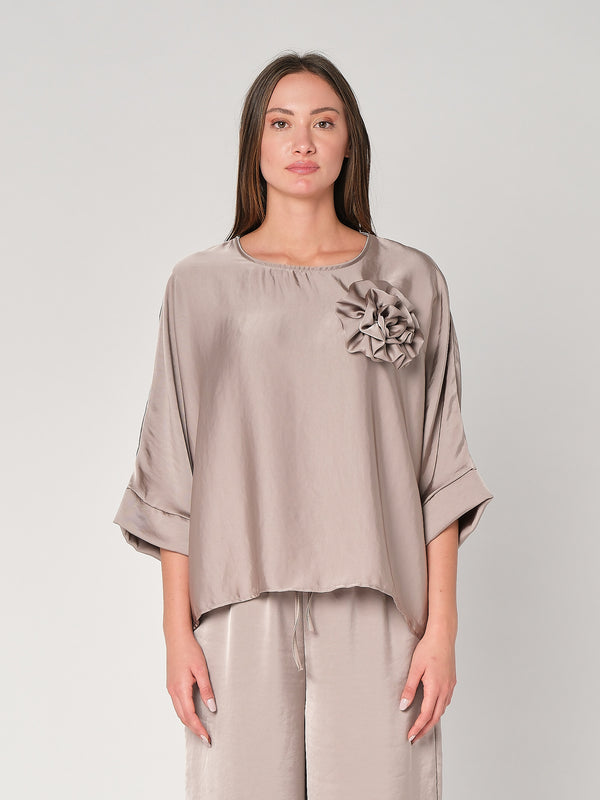 Maglia in raso larga