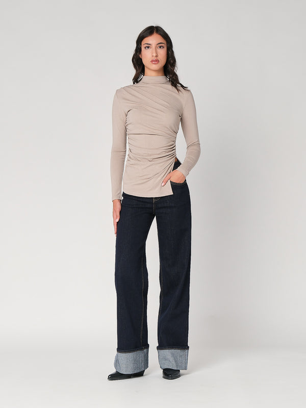 Maglia arricciata con punte