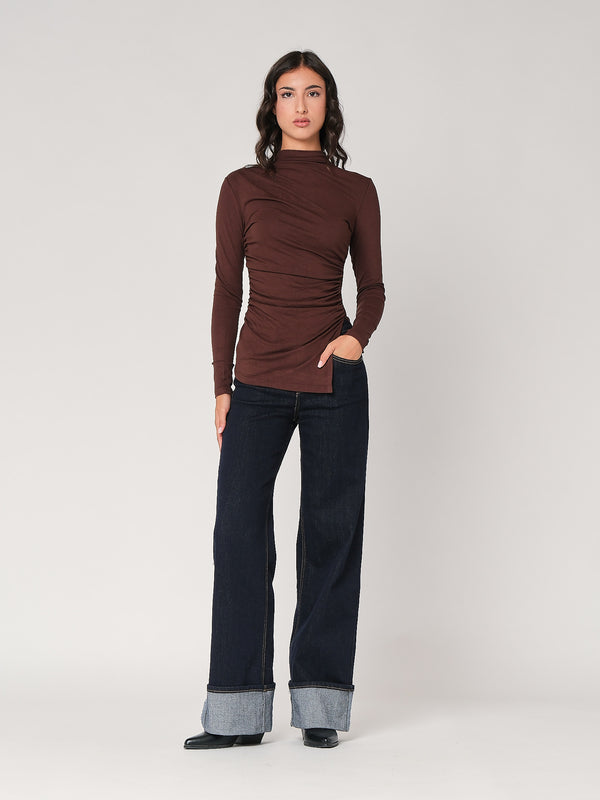 Maglia arricciata con punte