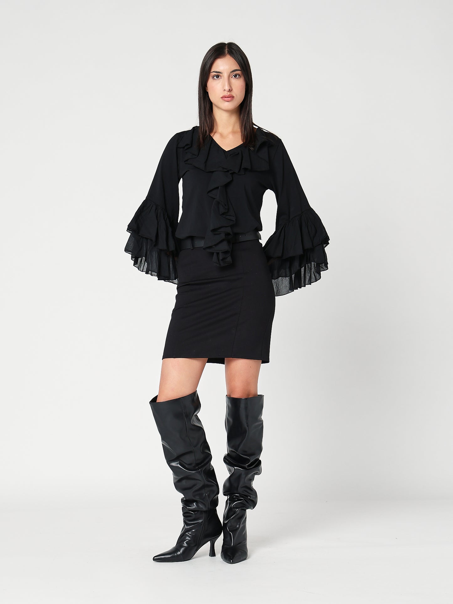 Baumwollpullover mit V-Ausschnitt und Rüschen