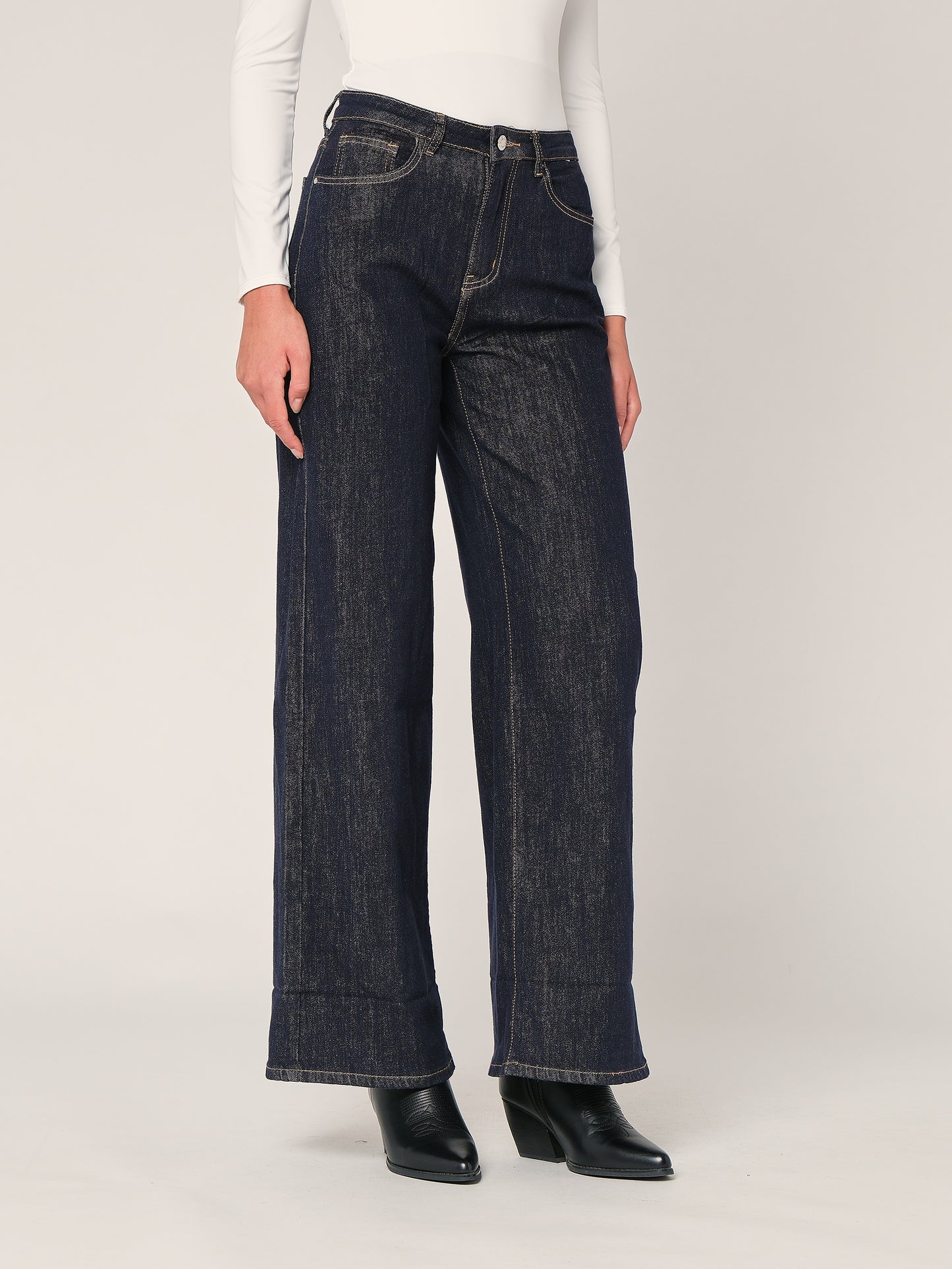 Jeans palazzo con risvolto