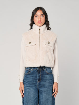 Gilet in pelliccia con bottoni gioiello