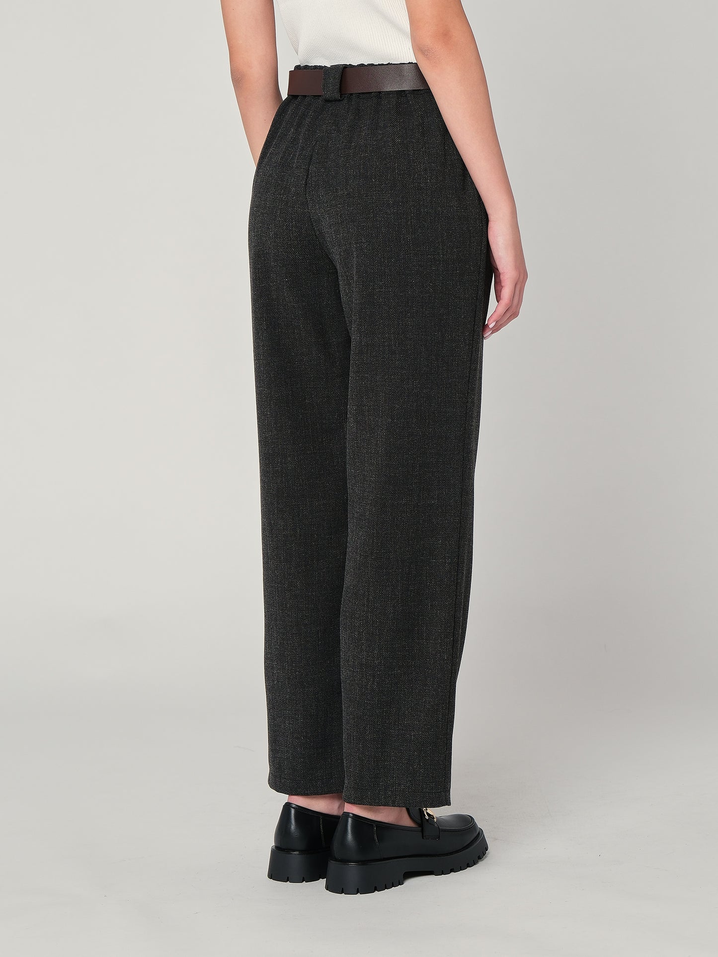 Pantalone con cintura