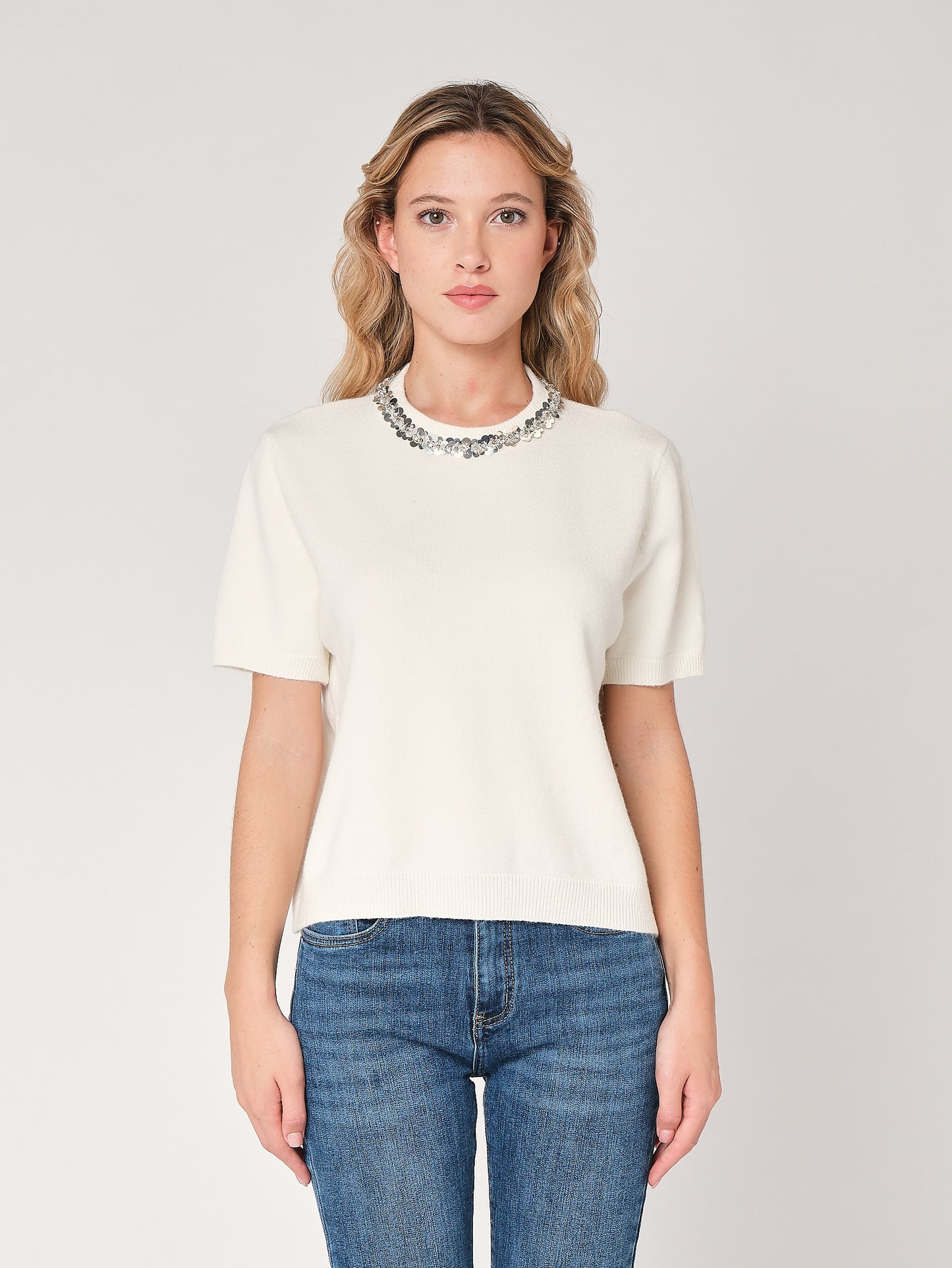 Paillettenkragenpullover