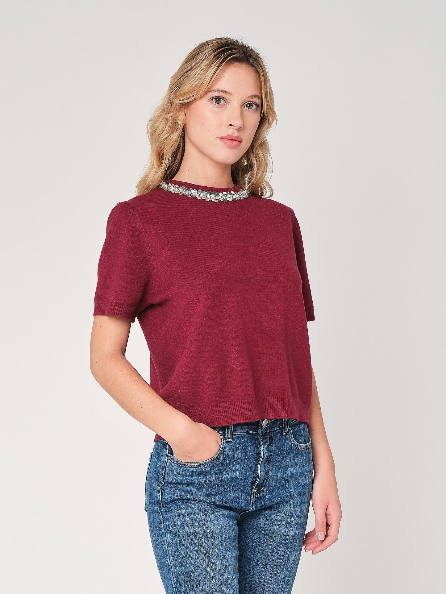 Paillettenkragenpullover