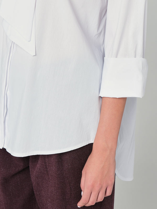 Camicia con cravatta gioiello
