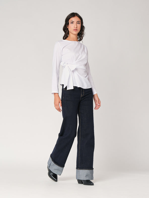 Camicia con nodo a lato