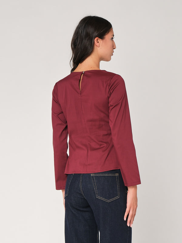 Camicia con nodo a lato