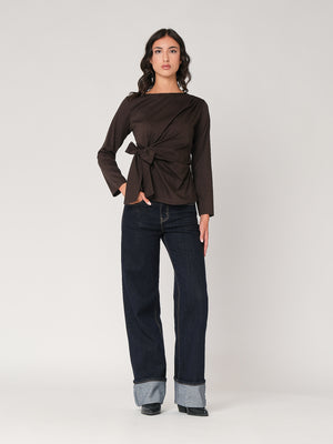 Camicia con nodo a lato