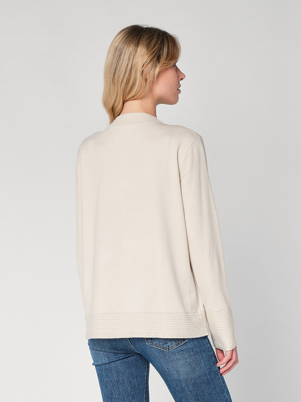 Maglia con profilo lurex e bottoni gioiello