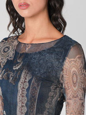 Maglia in fantasia con rete