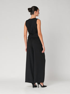 Completo gilet con nodo a lato