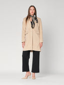 Cappotto con un bottone