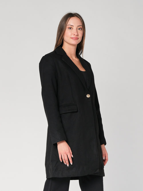 Cappotto con un bottone