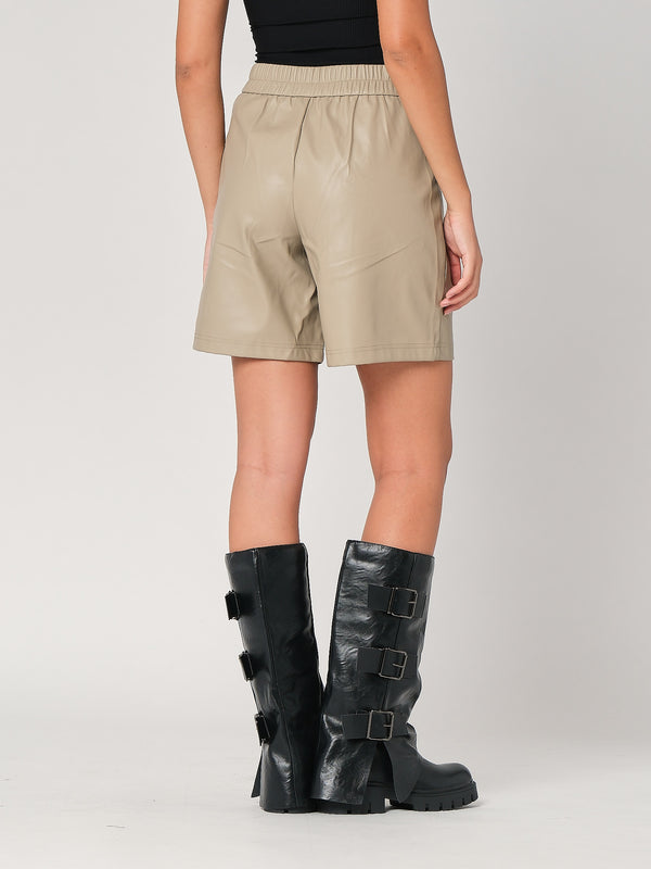 Shorts in ecopelle