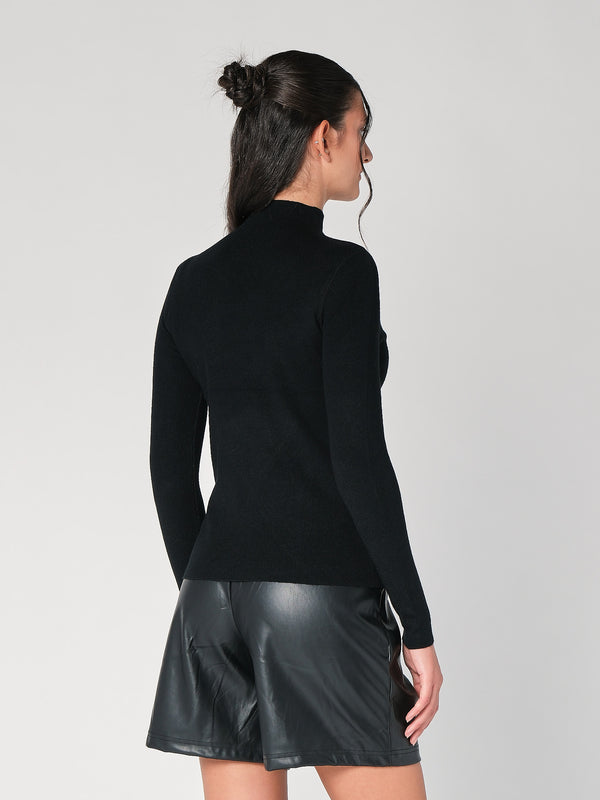 Lupetto con riga strass