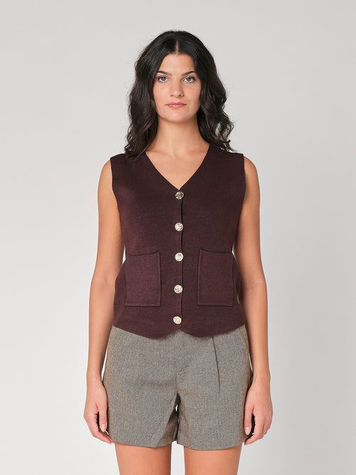 Gilet con bottoni e due tasche