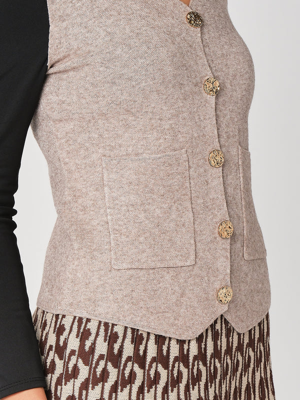 Gilet con bottoni e due tasche