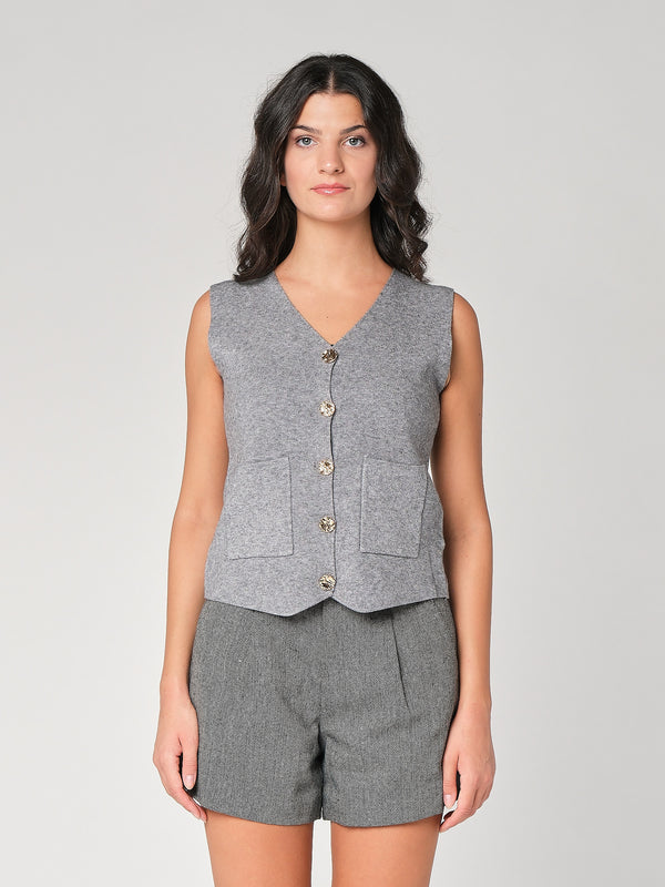 Gilet con bottoni e due tasche