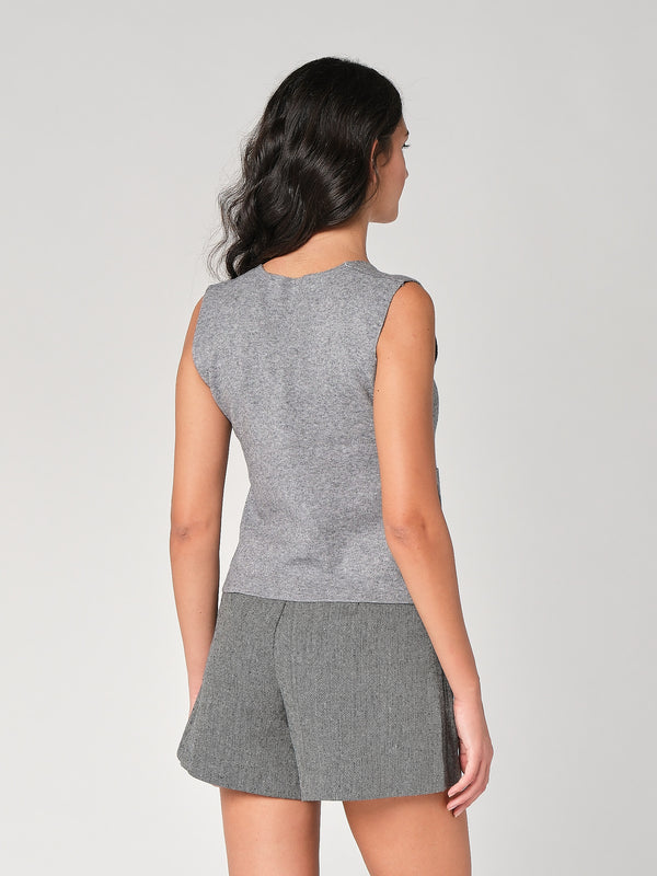 Gilet con bottoni e due tasche
