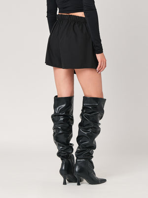 Shorts con plisse davanti