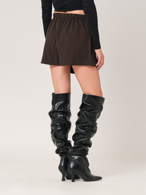 Shorts con plisse davanti