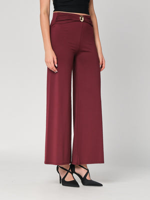 Pantalone a zampa con gioiello