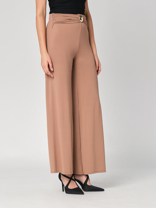 Pantalone a zampa con gioiello