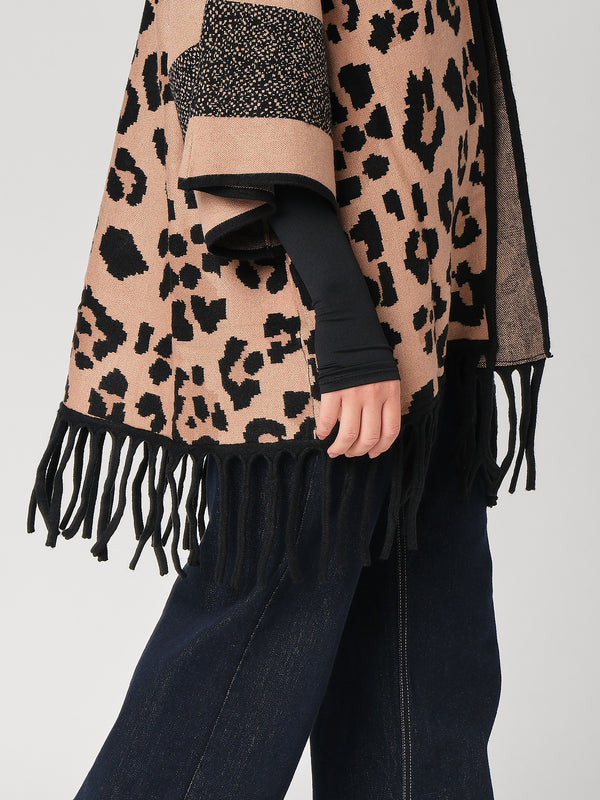 Cardigan maculato con frange