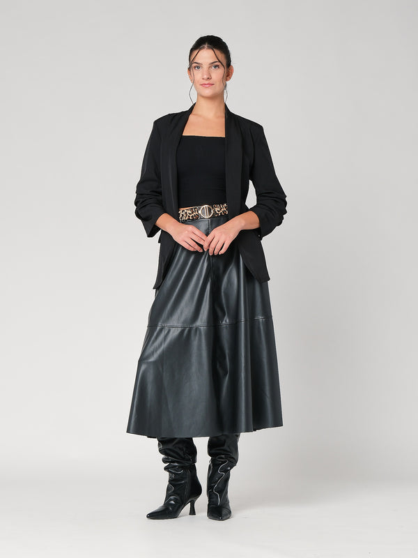 Gonna in ecopelle svasata