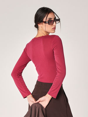 Maglia collo pizzo
