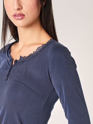 Maglia collo pizzo