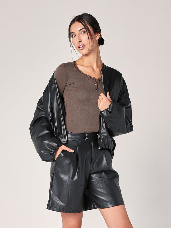 Maglia collo pizzo