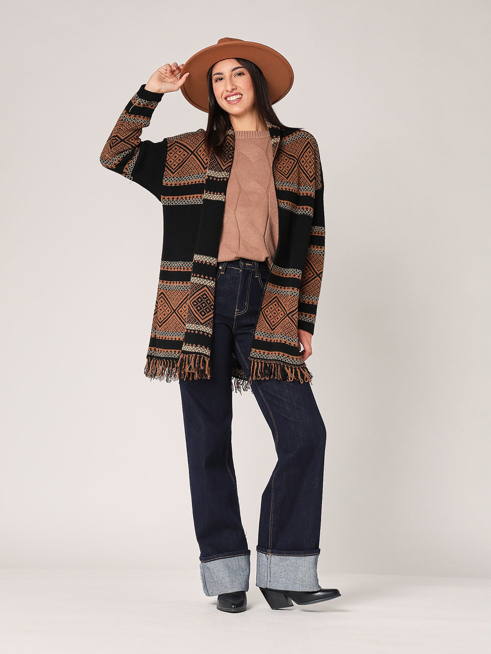 Cardigan fantasia con frange