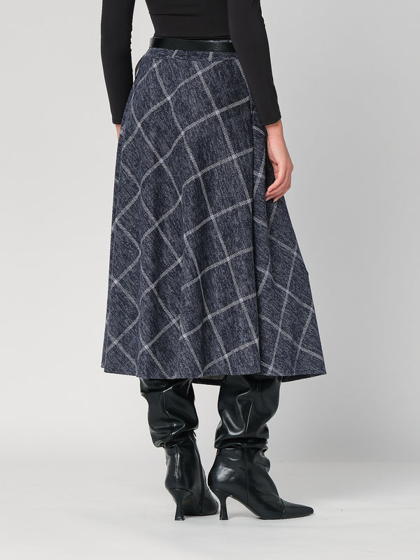 Gonna a quadretti svasata