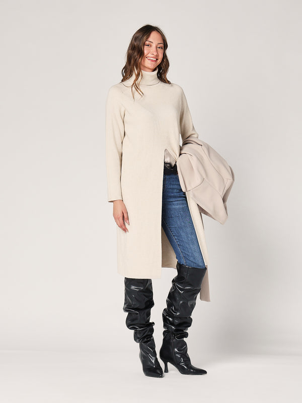 Maglia lunga con spacco