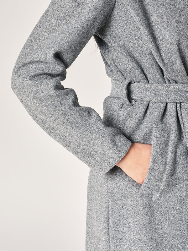Cappotto con cintura