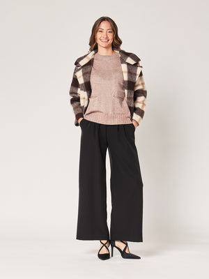 Pullover mit zwei Taschen