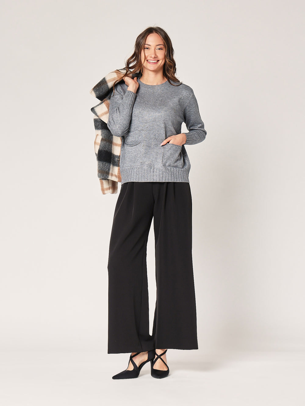 Pullover mit zwei Taschen