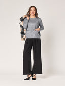 Pullover mit zwei Taschen